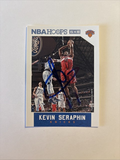 2015-16 Panini Hoops Kevin Seraphin Autographed Card #132 New York Knicks CB2446
