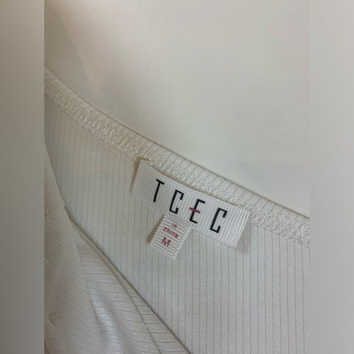 TCEC Top Manga Abullonada Blanco Un Hombro, Mujer’s Mediano (Bin T) - Imagen 3 de 6