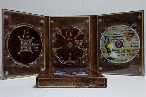 Monty Python and the Holy Grail - 3-Disc DVD Set Extraordinarily Deluxe Edition - Bild 5 von 11