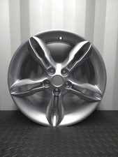 X1 GENUINE FORD FOCUS 17