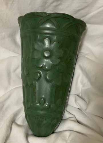 Weller art pottery Orris * WALL POCKET * paper label