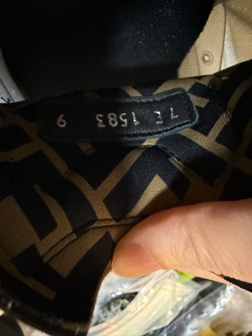 Men 8.0US Fendi Sneakers Men'S 7E1583 Flow thumbnail 9