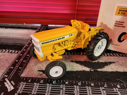 Minneapolis Moline G 350 1/16 Diecast Tractor Replica by Scale Models - Picture 11 of 12