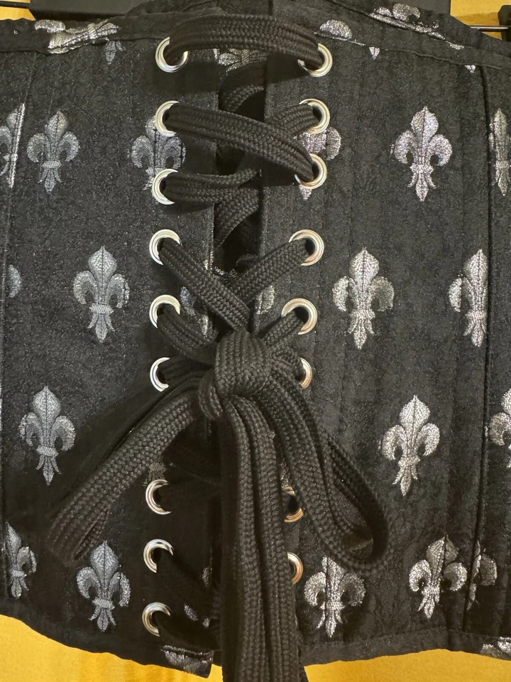 Hour Glass Corsetry Blk/Silver Fleur de lis French Design Burlesque Size 5XL - Image 2 of 4