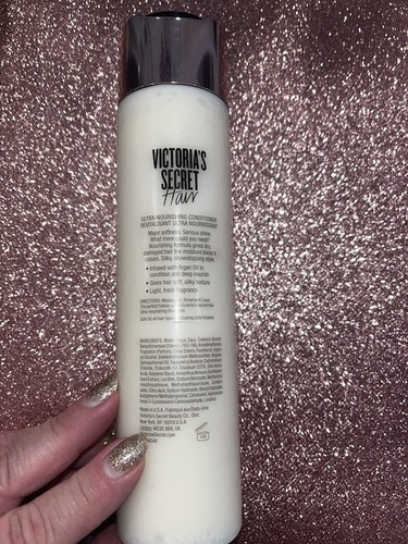 Victoria's Secret Hair Ultra Nourishing Shampoo 10.1 fl oz 300mL - Picture 2 of 3