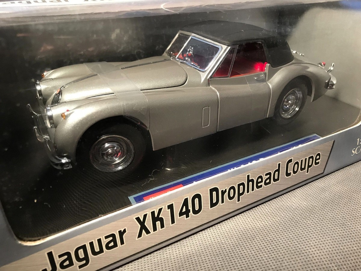 ジャガー XK 140 Drophead Coupe ミニカー 1/18 Jaguar XK140 Drophead Coupe , in the box, 