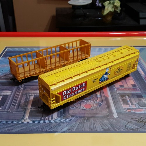 Old Dutch Cleanser Covered Hopper and SL SF Pulp Wood Train Car. HO Scale - Imagen 2 de 6