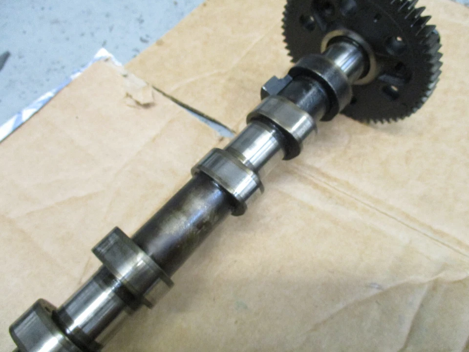 Árbol de levas de admisión de motor BMW 335d tracción trasera M57 09-11 11317791579 Foto 4 de 4