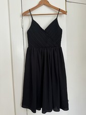 Banana Republic Little Black Dress Women's Size 2. Excellent Condition.