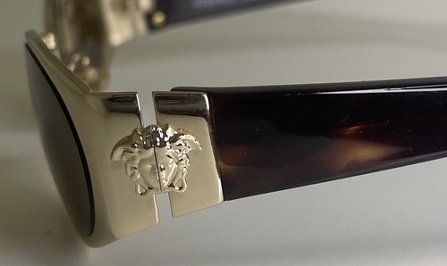 Gafas de sol Gianni Versace 1996 vintage doradas Italia MOD X30 COL 030 buen estado - Imagen 9 de 10