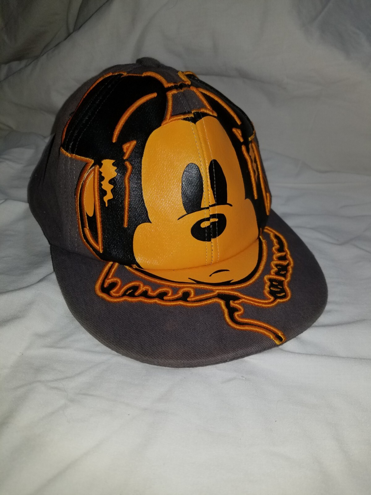 Picture 1 of 8