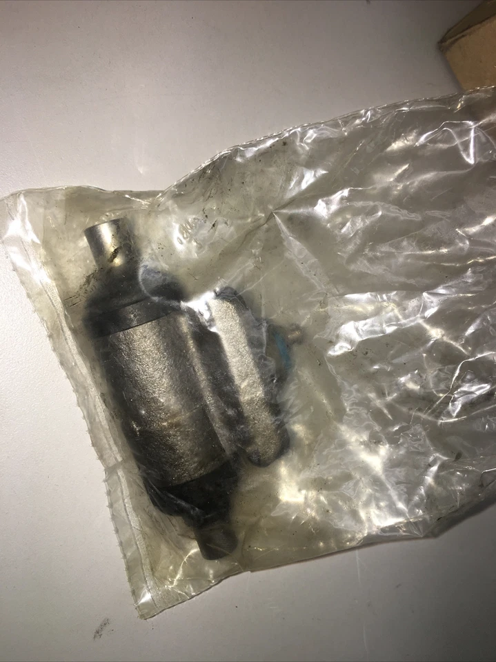 Cilindro de rueda de freno de tambor trasero GM para Buick Chevy Olds - 18060092 89-92 CENTURY Foto 2 de 3