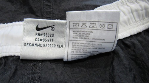 Vintage 90s Nike Size Large 12-14 shorts Black w/ white tips - Picture 20 of 22