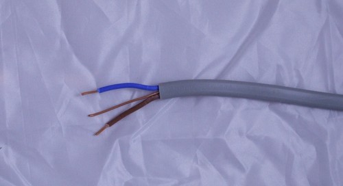 Twin and Earth 2 core and 3 Core and Earth Cable for Home Lighting 6242y 6243y - Picture 10 of 11