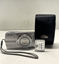 Olympus Mju U 820 8.0MP Digital Camera and Carry Case