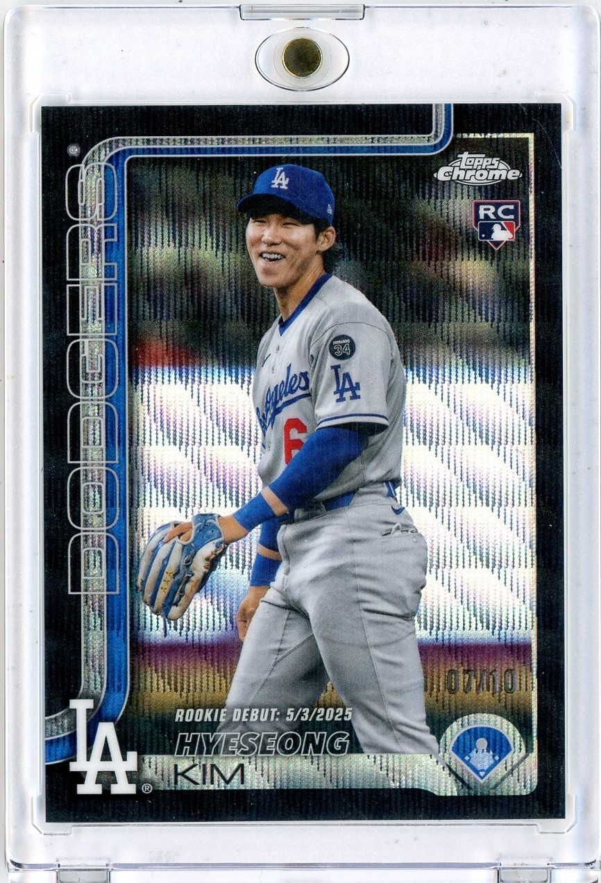 2025 Topps Chrome Update Hyeseong Kim Black Wave Refractor /10 Dodgers RC USC149