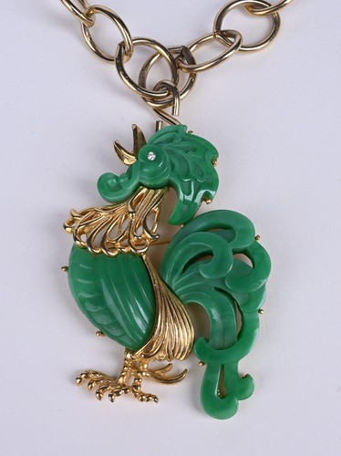 Vintage Hattie Carnegie Green Lucite Rooster Brooch Pendant Signed