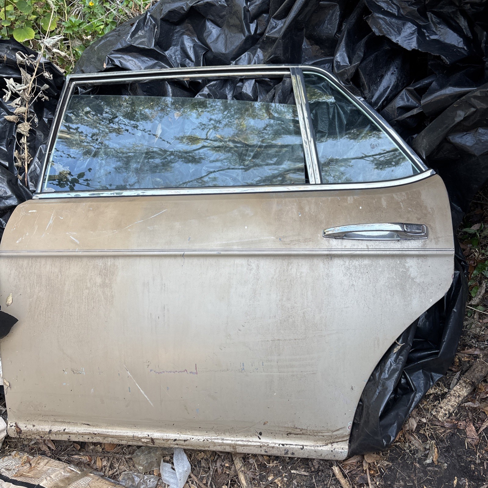 1981 Rolls-Royce Silver Spirit two 2 rear doors one front door and a hood local
