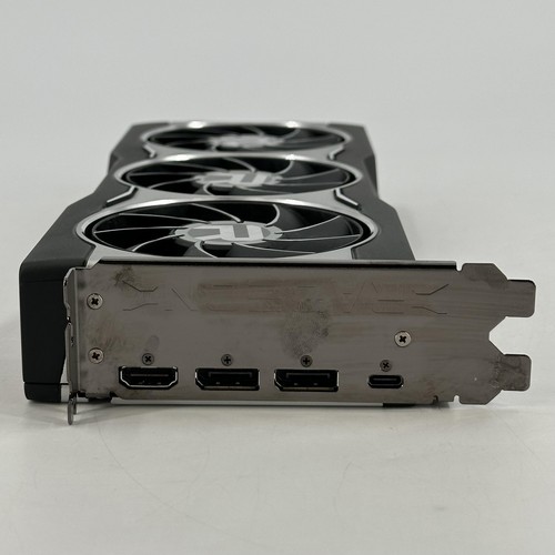 AMD Radeon RX 6800 16GB RAM - Graphics Card - Excellent - Picture 5 of 7