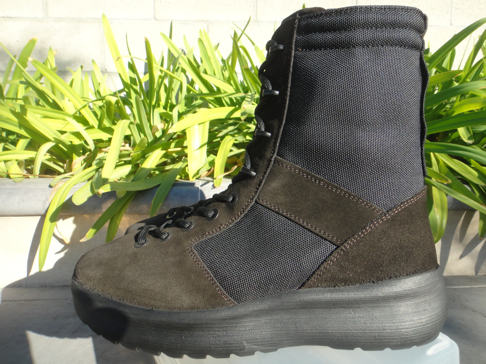 yeezy military boot onyx shade