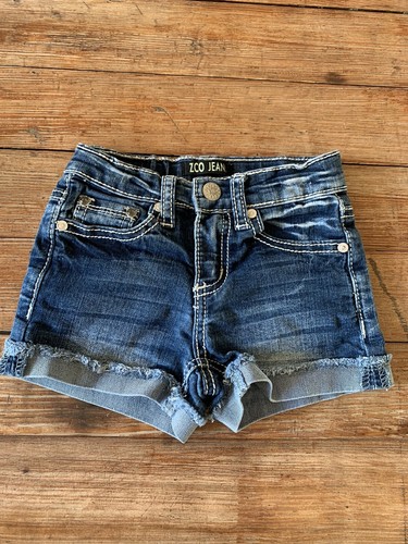 GIRLS SIZE 5 ZCO JEANS DENIM SHORTS WITH RHINESTONES CHILD - Picture 2 of 20