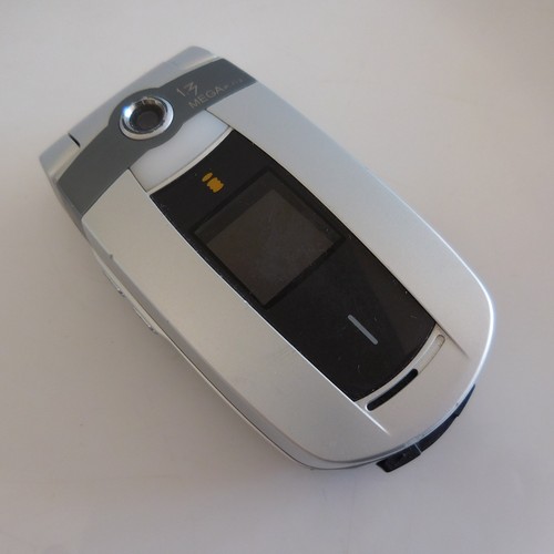 Téléphone mobile NEC N4IIi avec chargeur - Photo 2 sur 12