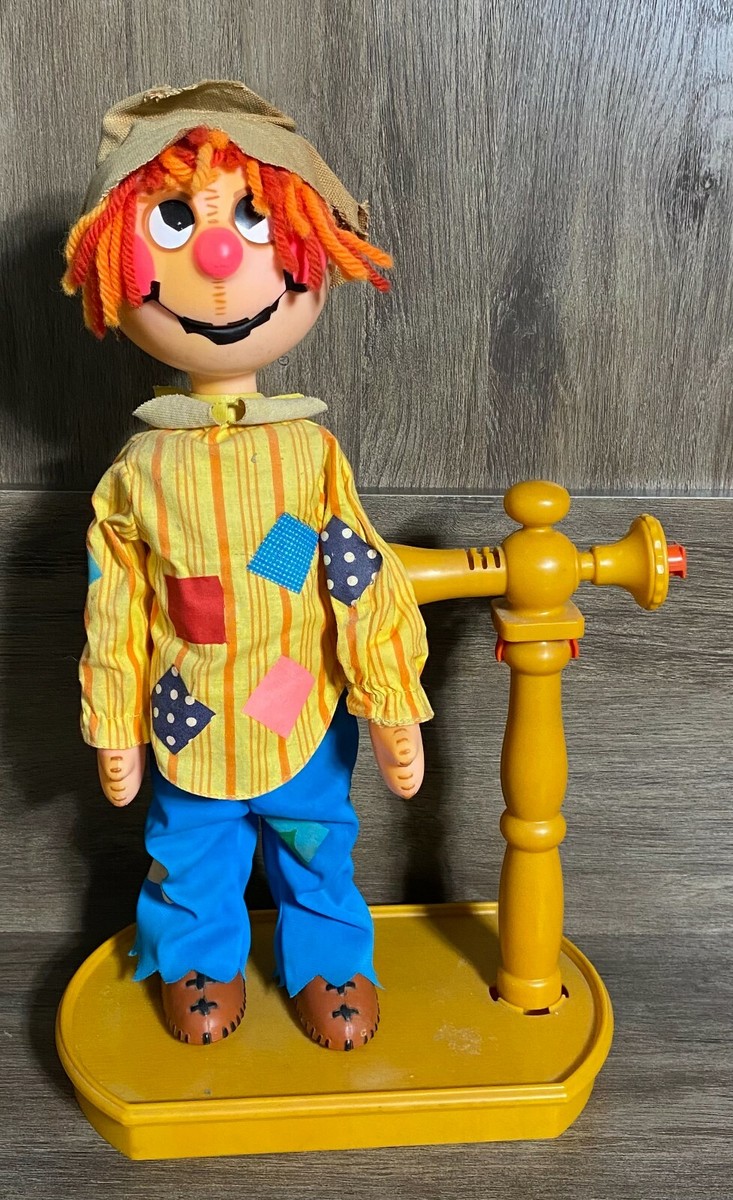 Vintage Mattel Scarecrow Scarycrow Show Offs Dancing