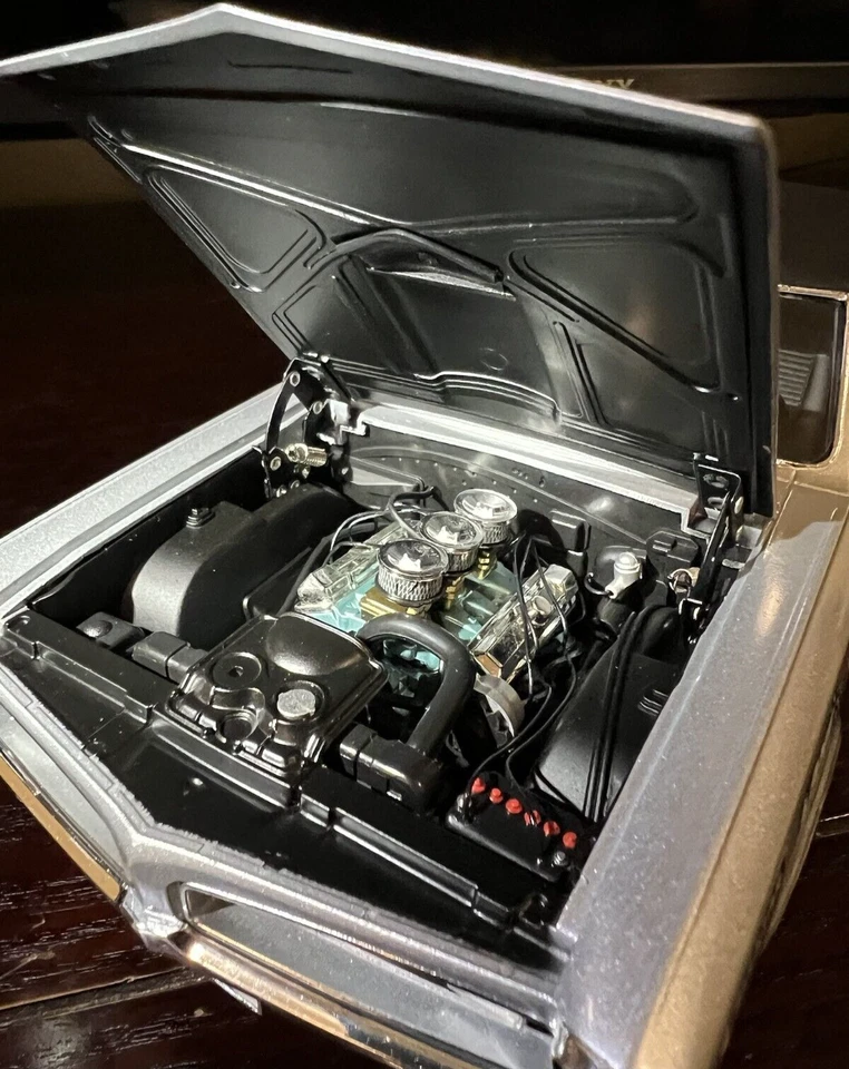 1966 Pontiac GTO Motor-State -Lane/DCP- 2011 LE 1:18 Scale. Vinyl Roof. HTF! - Image 3 of 4