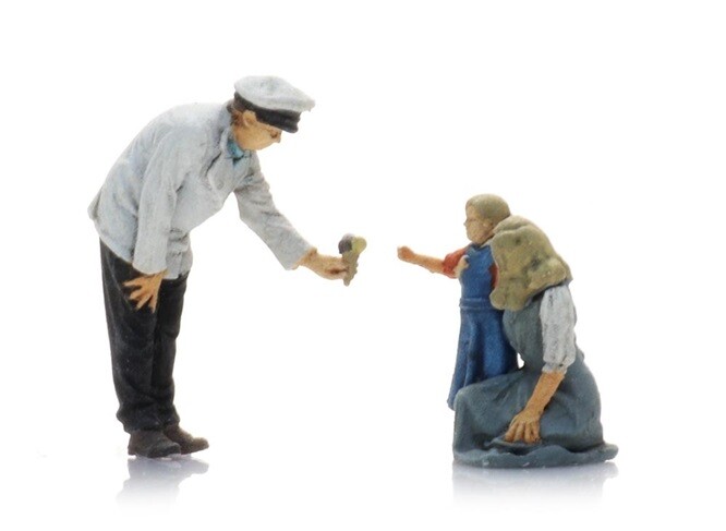 Artitec 5870101 - 1/87 / H0 Ice Cream Vendor with Mother and Child - New