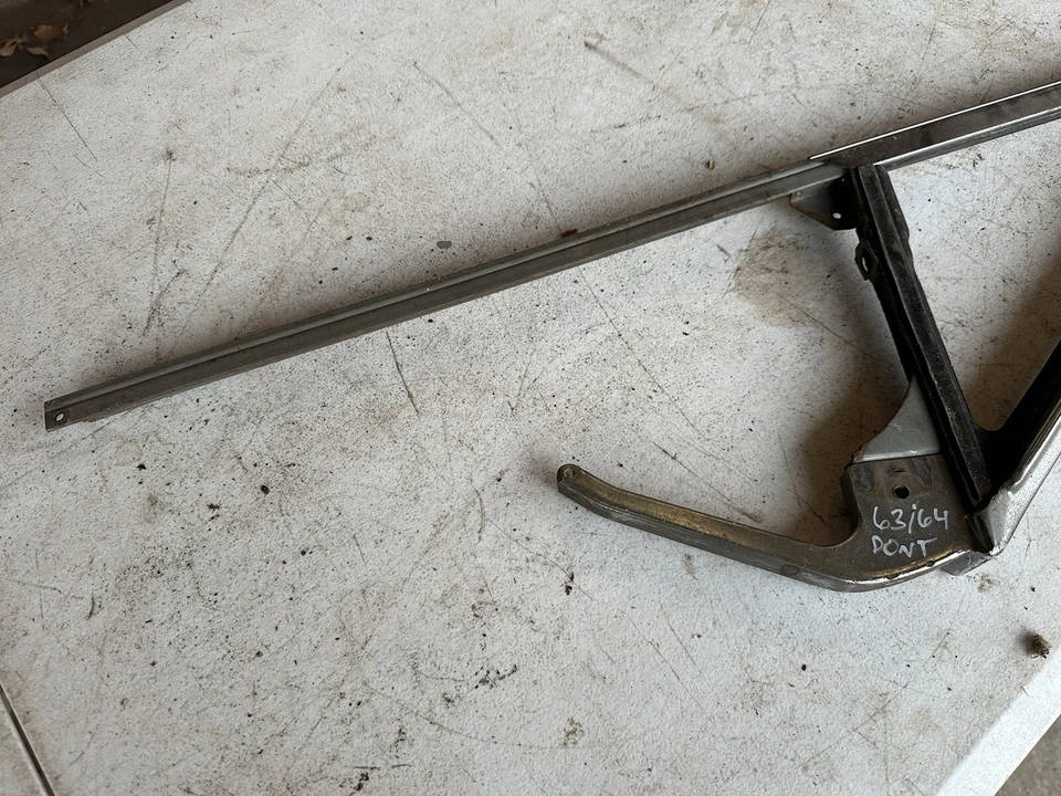 Pontiac Catalina Bonneville 1963 1964 puerta delantera ventilación vidrio 5715085 LH Foto 3 de 4