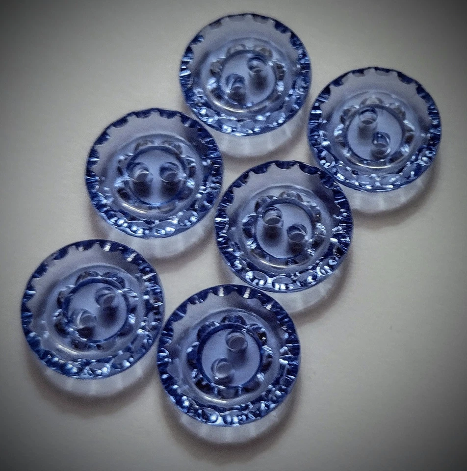 1/2" 2-Hole Royal Blue (Crystal) Craft/Clothing Buttons - Image 2 of 4