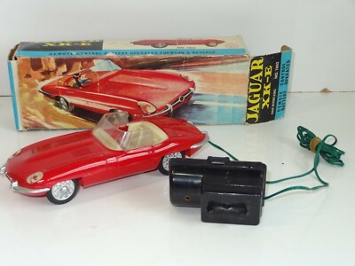 CN Toys 7002 JAGUAR XK E TYPE Hong Kong Kunststoff (323) Batteriemotor