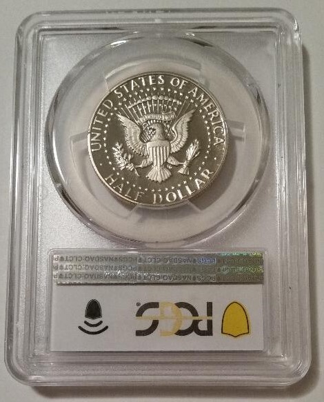 Foto 2 di 2