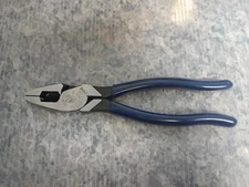 NEW KLEIN D213-9NETP 9" LINEMAN WIRE CUTTER PLIERS SALE Side cuts MADE IN USA