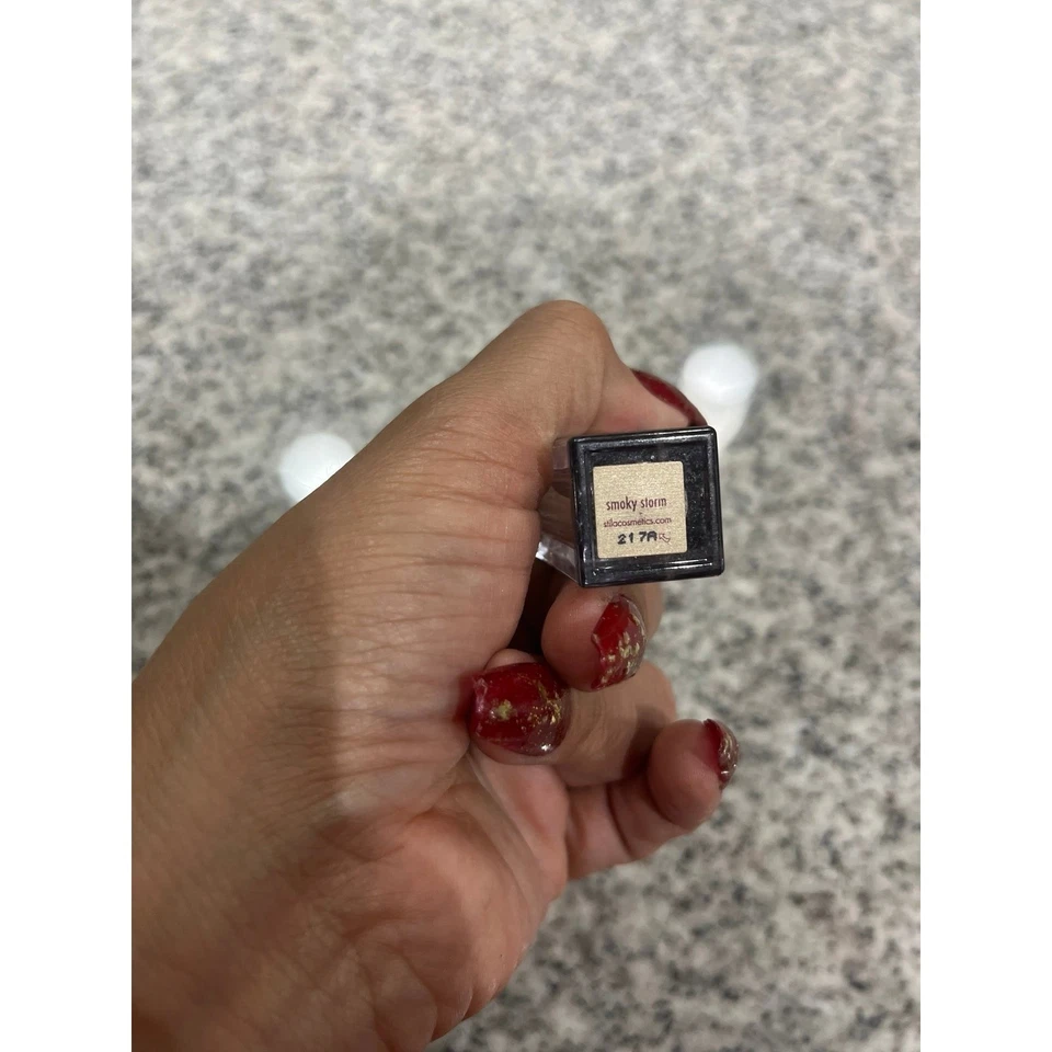 Stila Glitter & Glow Liquid Eye Shadow | Smoky Storm | Size: 0.153 oz - Image 3 of 3