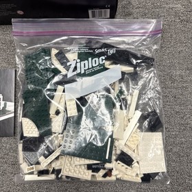 LEGO ARCHITECTURE: The White House (21006) Complete With Manual