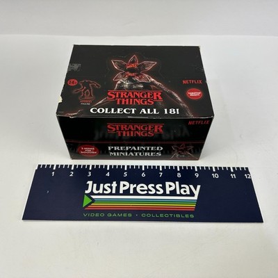 New Sealed Stranger Things Figures Countertop Display w/ 12 Booster Blind Boxes