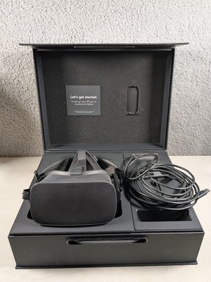 Oculus Rift CV1 VR Headset w/Headphones Cord Original Box Untested