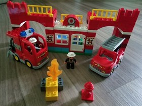 LEGO DUPLO: Fire Station (10593) -  NO BOX