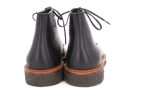 $858 | BOTA ALDEN X DEECEE ESTILO 8.5 E PUNTERA LISA CUERO NEGRO OJALES LATÓN - Imagen 4 de 14