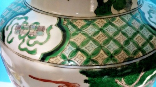 CHINESE FAMILLE VERTE PORCELAIN ROULEAU VASE KANGXI HAND-PAINTED SIGNED - Picture 10 of 12