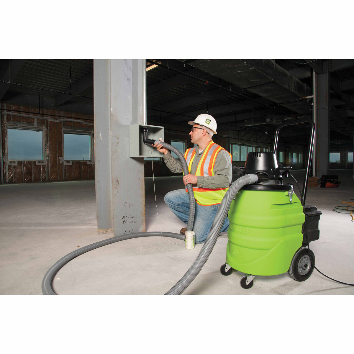 Greenlee 69015 690 Power Fishing System Vacuum/Blower Kit with 15 ft