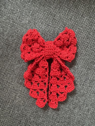 Crocheted Bow Hair - Picture 2 of 7