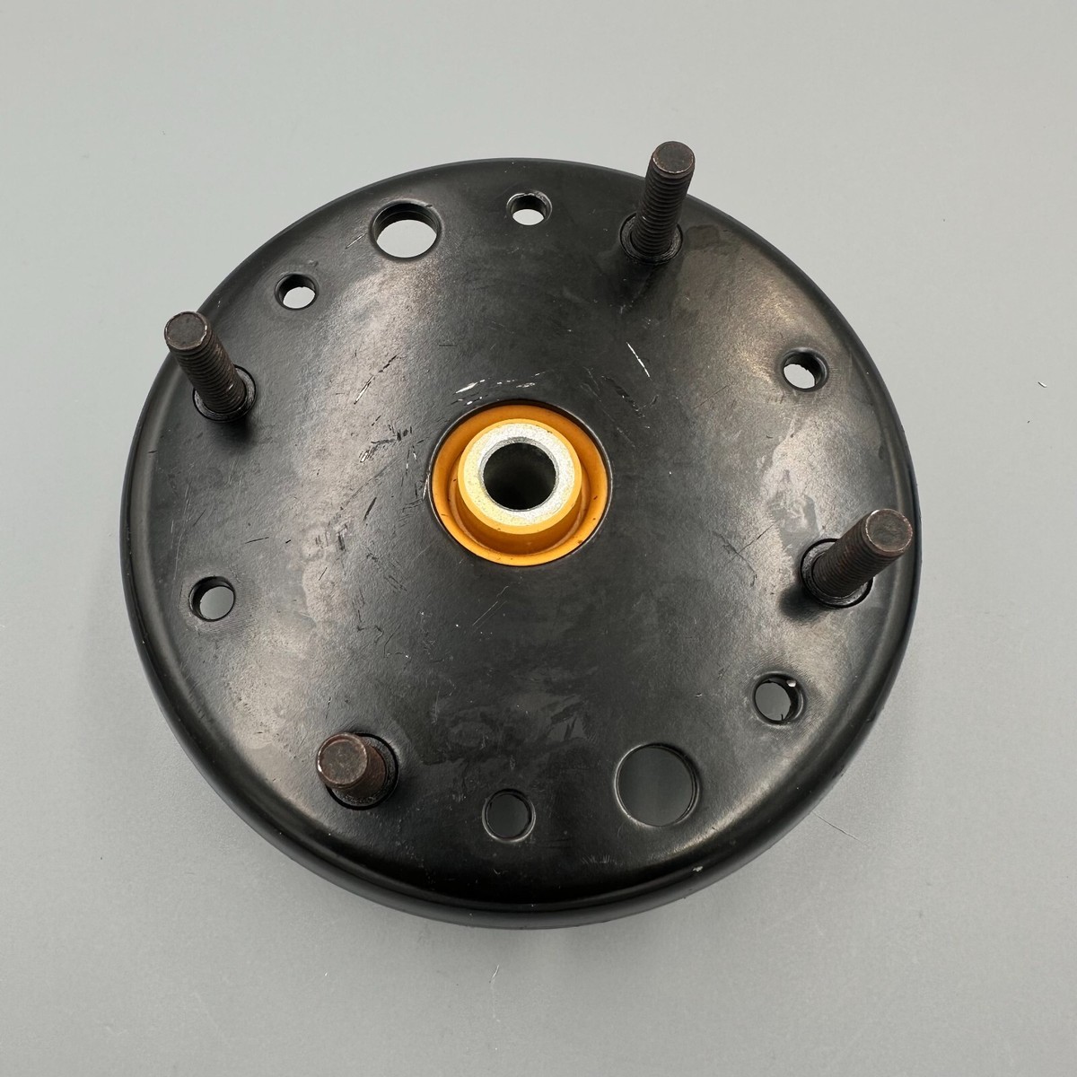 Jaguar XJ X150 C2P22948 C2D51875 C2P3209 Shock Absorber Mounting