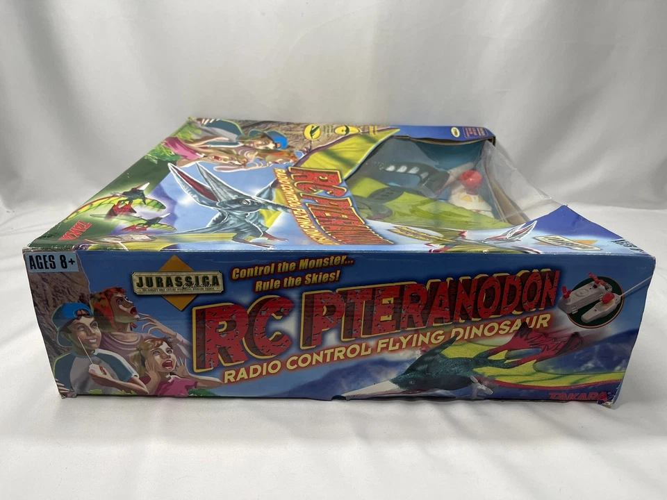 VINTAGE TAKARA RC PTERANODON RADIO CONTROL FLYING DINOSAUR JURASSIC PARK NOS 16” - Image 4 of 4