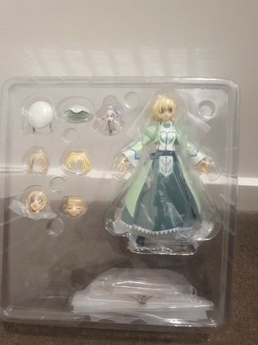 Figma 043 Magical Girl Lyrical Nanoha StrikerS Shamal Knight ver. Figure Anime - Picture 5 of 8