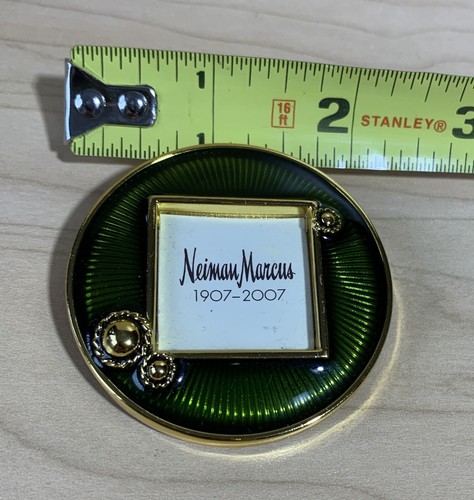 Jay Strongwater Photo Frame Neiman Marcus Centennial Green Enamel Gold 1907-2007 - Picture 6 of 7