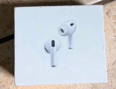 Apple AirPods Pro with MagSafe Wireless Charging Case - White