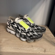 Nike Air VaporMax Moc 2 Acronym Light Bone AQ0996-001