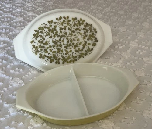 Vintage Pyrex Spring Blossom Divided Casserole Dish w Lid 1.5 Qt Green 073